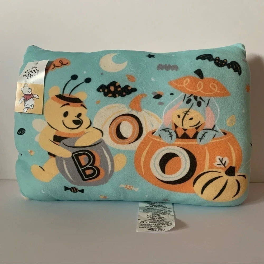 NWT. DISNEY Winnie The Pooh Halloween Decorative Pillow